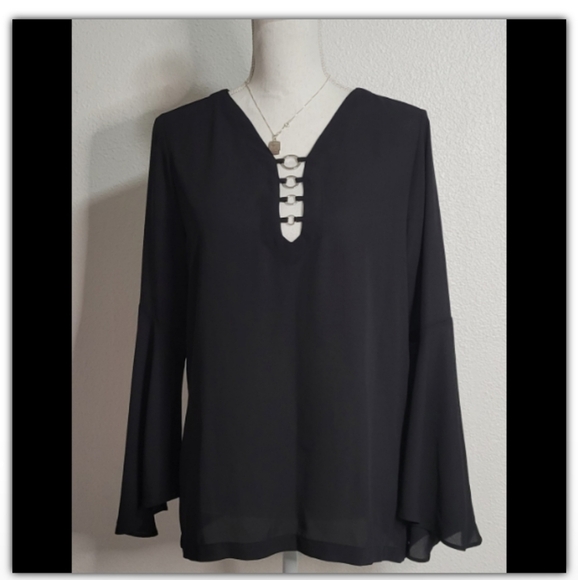 Rock & Republic bell sleeve top size medium - Picture 1 of 6